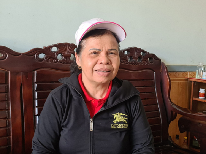 Ba Dinh Thi Duyen- Tam guong nguoi chi hoi truong guong mau, nhiet tinh, tan tam 1